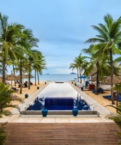 hoi an luxury beach resort for honeymoon package