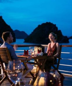 luxurious dinner in halong bay vietnam honeymoon vacation