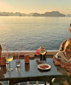 luxury halong bay family on cruise