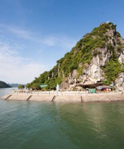 ti top island halong bay