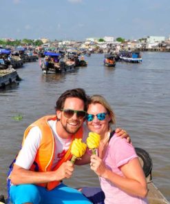 visit cai rang floating market for Vietnam Luxury Honeymoon Packages